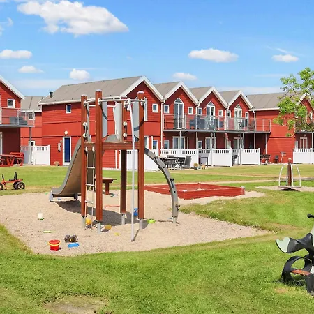 6 Person In Hadsund-by Traum *